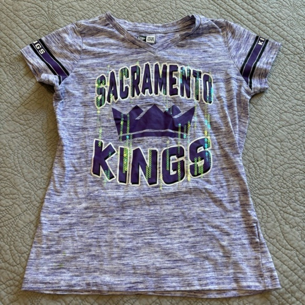 Sacramento Kings Girls Sequin T-shirt 10-12